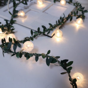 Spring Green Leaf with 40 Bubble Battery Lights - Warm White