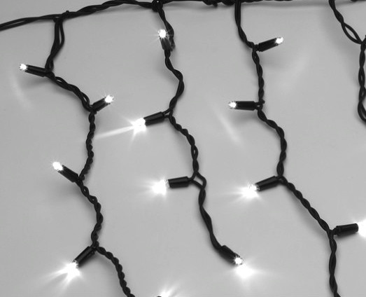 Black Rubber Wire Outdoor Connectable Icicle Outdoor Fairy Lights - White