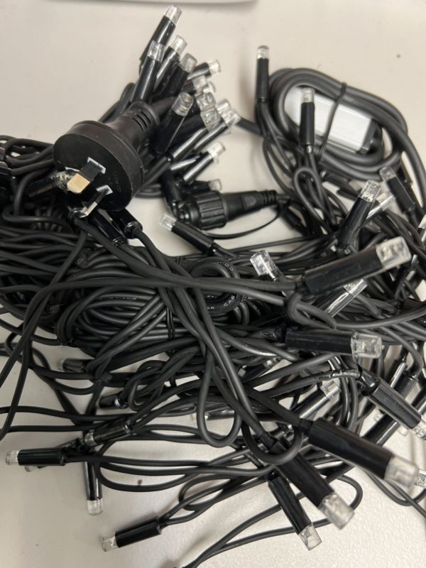 3m Icicle Fringe Fairy Lights Outdoor Waterproof Connectable Rubber Wire
